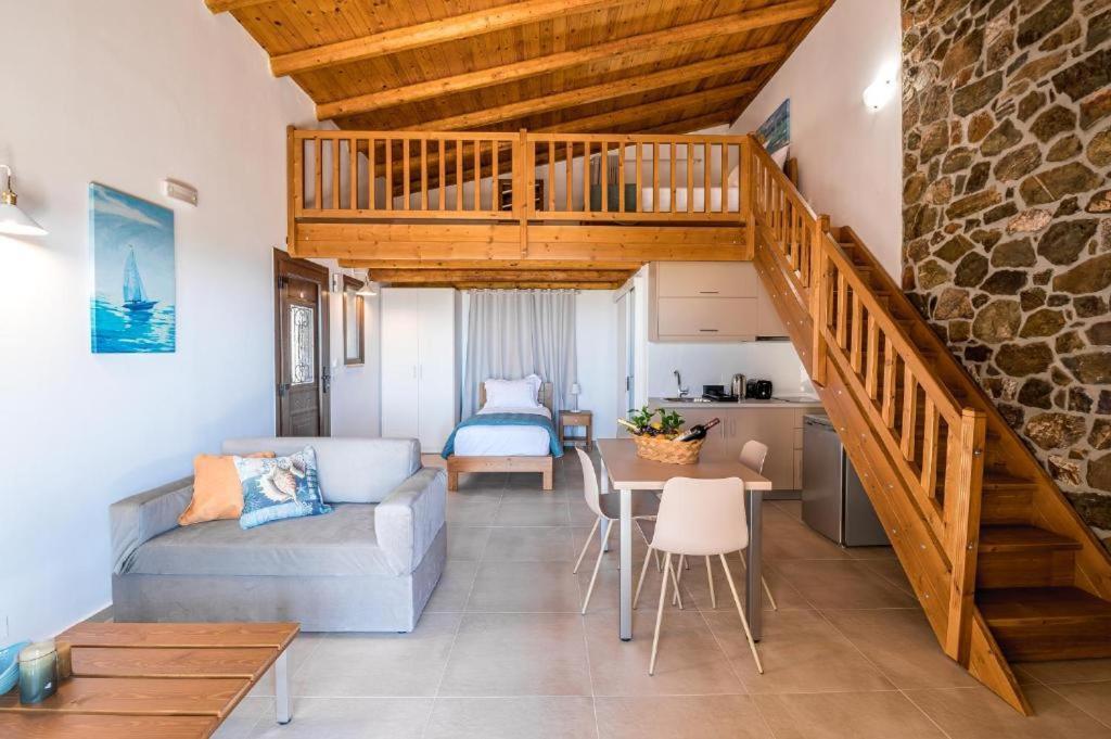 Enastron Apartments Сития Екстериор снимка